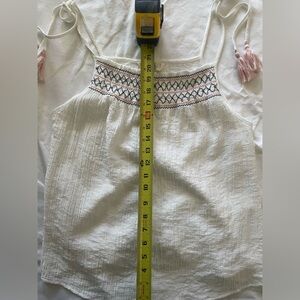 NWT Summer Top Large